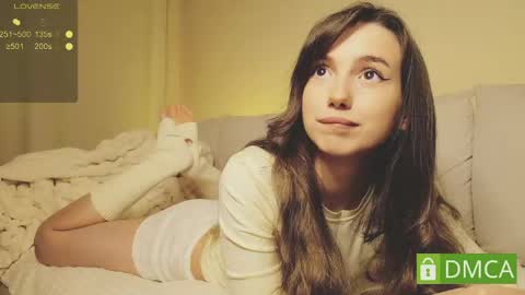 Snapshot of shypeachmaru chatting on 20, 4, 2026 Mary online show from 20, 4, 2026