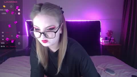 Snapshot of shysweetrish chatting on 9, 6, 2026 shysweetrish online show from 9, 6, 2026