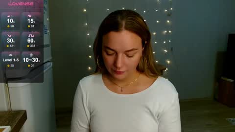 Snapshot of siberian_girl_ chatting on 5, 12, 2025 Eva online show from 5, 12, 2025