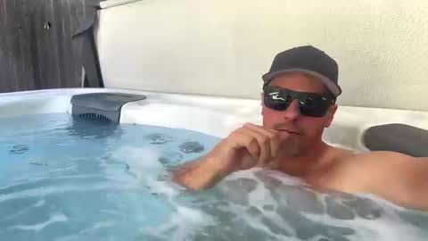 SideSnack online show from 21, 10, 2025