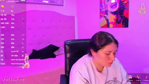 SIENNA  online show from 8, 4, 2026