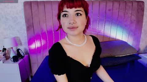 Snapshot of sienna_desiree chatting on 15, 12, 2025 Sienna Desieree online show from 15, 12, 2025