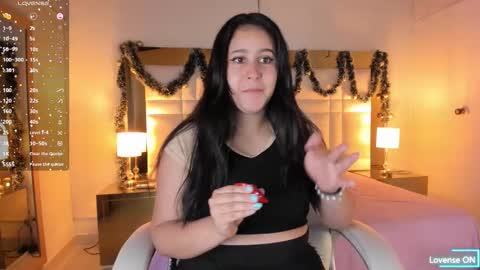 Sienna  online show from 3, 12, 2025