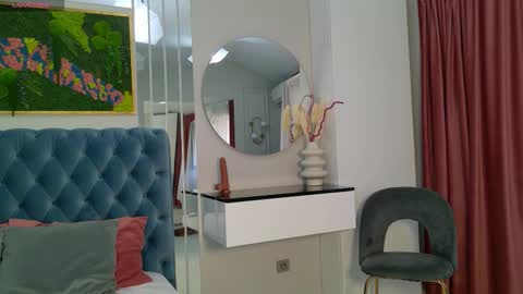 Sienna online show from 25, 3, 2026