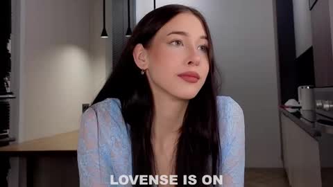 Eva  online show from 10, 2, 2026