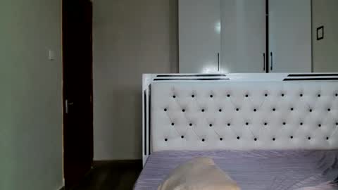 silent carry online show from 16, 4, 2026