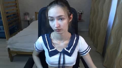 silkymiley online show from 14, 10, 2025