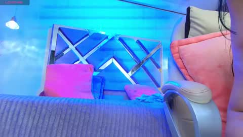 SIlvana  online show from 1, 2, 2025