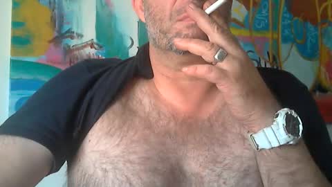 Snapshot of silversurfer1010 chatting on 22, 12, 2024 Silver online show from 22, 12, 2024