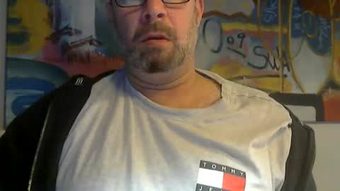 Snapshot of silversurfer1010 chatting on 12, 1, 2025 Silver online show from 12, 1, 2025