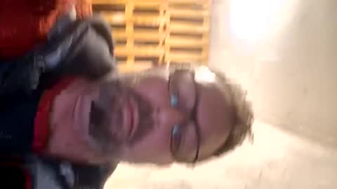 Snapshot of silversurfer1010 chatting on 19, 1, 2025 Silver online show from 19, 1, 2025