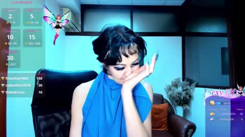 Silvia Wallec online show from 4, 2, 2025