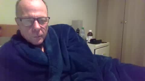 simon56691 online show from 5, 2, 2025