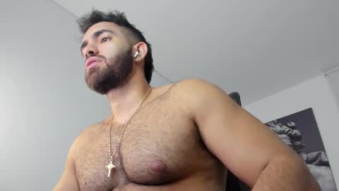 simon_leon01 online show from 21, 10, 2025