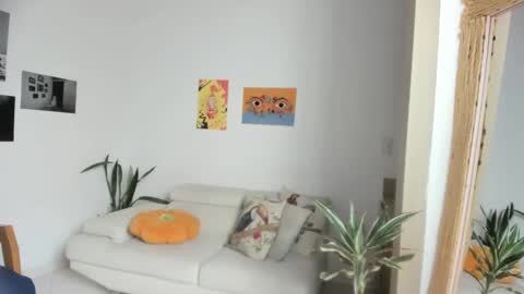 Snapshot of simone_4201 chatting on 2, 12, 2024 Sim. online show from 2, 12, 2024