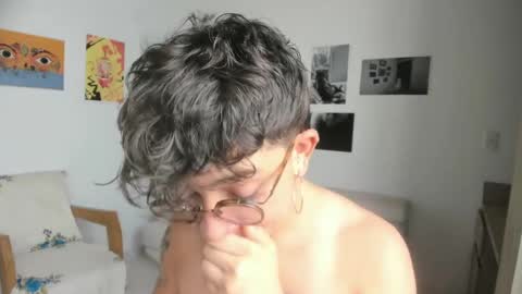 Snapshot of simone_4201 chatting on 25, 12, 2024 Sim. online show from 25, 12, 2024