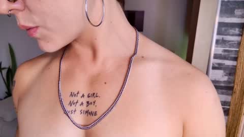 Snapshot of simone_4201 chatting on 26, 2, 2025 Sim. online show from 26, 2, 2025