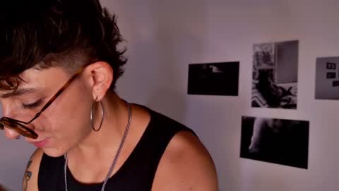 Snapshot of simone_4201 chatting on 28, 2, 2025 Sim. online show from 28, 2, 2025