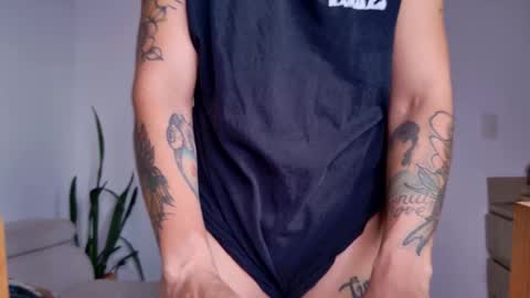 Snapshot of simone_4201 chatting on 23, 9, 2025 Sim. online show from 23, 9, 2025