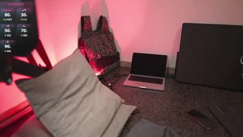 Snapshot of simoon_01 chatting on 13, 2, 2025 SIMOON online show from 13, 2, 2025