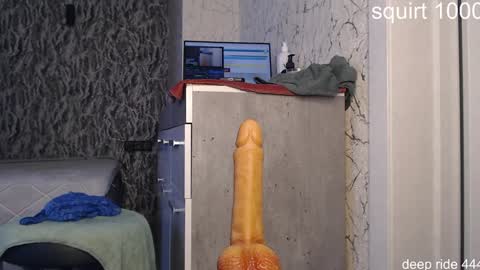 regina online show from 17, 12, 2025