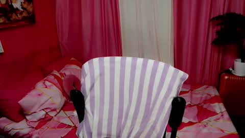 Snapshot of simplepinayx chatting on 10, 9, 2025 call me nath online show from 10, 9, 2025