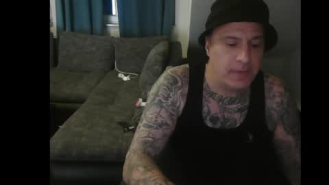 Snapshot of sinalco1975 chatting on 14, 4, 2026 sinalco1975 online show from 14, 4, 2026