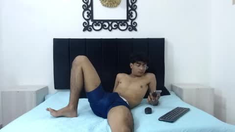 Snapshot of sinboy_ chatting on 14, 5, 2026 online show from 14, 5, 2026