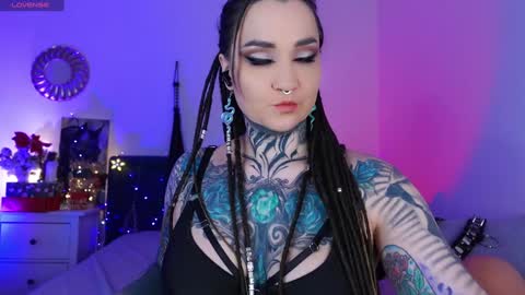 Snapshot of sindeleros chatting on 25, 12, 2024 Ms. Sindel online show from 25, 12, 2024