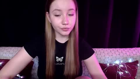 Snapshot of sindiwatsoon chatting on 17, 12, 2024 Sindi online show from 17, 12, 2024