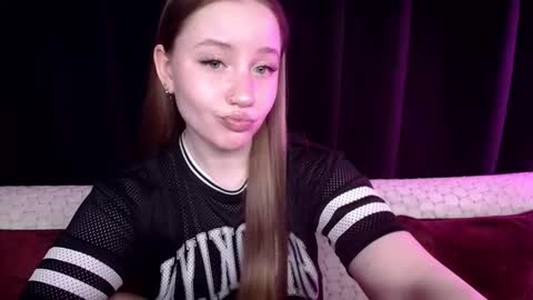 Snapshot of sindiwatsoon chatting on 18, 2, 2025 Sindi online show from 18, 2, 2025