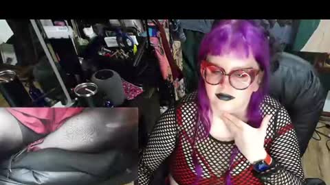 Snapshot of sinstresshemlock chatting on 25, 6, 2026 Sinstress hemlock online show from 25, 6, 2026