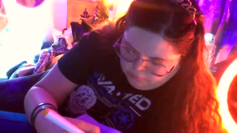 Snapshot of siofra chatting on 23, 9, 2025 Siofra online show from 23, 9, 2025