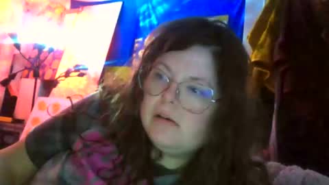 Snapshot of siofra chatting on 1, 11, 2025 Siofra online show from 1, 11, 2025