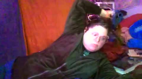 Snapshot of siofra chatting on 8, 11, 2025 Siofra online show from 8, 11, 2025