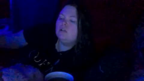 Snapshot of siofra chatting on 17, 11, 2025 Siofra online show from 17, 11, 2025