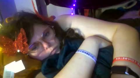 Snapshot of siofra chatting on 20, 11, 2025 Siofra online show from 20, 11, 2025