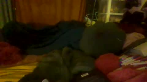 Snapshot of siofra chatting on 28, 11, 2025 Siofra online show from 28, 11, 2025