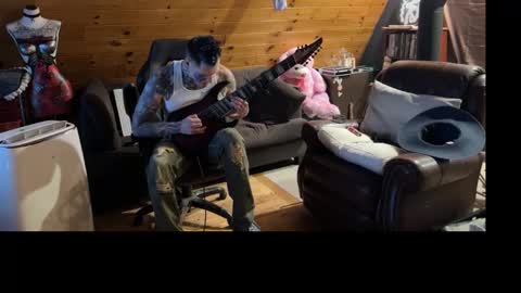 Snapshot of siphonophorstrings chatting on 22, 9, 2025 Dustbunnyfoofoo online show from 22, 9, 2025