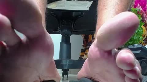 only foot                         worshipers here online show from 17, 1, 2025