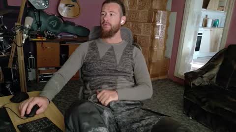 Snapshot of sir_pelo_iv chatting on 15, 9, 2025 I am The Fourth and only Sir. Pelo online show from 15, 9, 2025