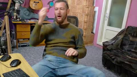 Snapshot of sir_pelo_iv chatting on 2, 11, 2025 I am The Fourth and only Sir. Pelo online show from 2, 11, 2025