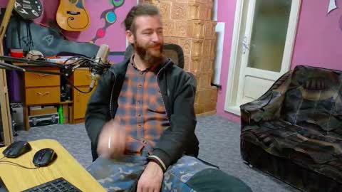 Snapshot of sir_pelo_iv chatting on 4, 12, 2025 I am The Fourth and only Sir. Pelo online show from 4, 12, 2025