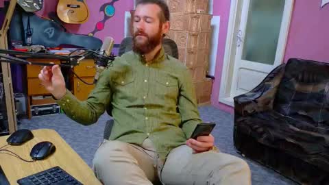 Snapshot of sir_pelo_iv chatting on 16, 12, 2025 I am The Fourth and only Sir. Pelo online show from 16, 12, 2025