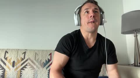 Snapshot of sirbubblesworth chatting on 12, 3, 2025 sirbubblesworth online show from 12, 3, 2025