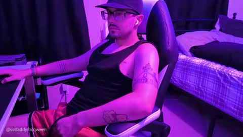 Sir Daddy McQween online show from 8, 8, 2026