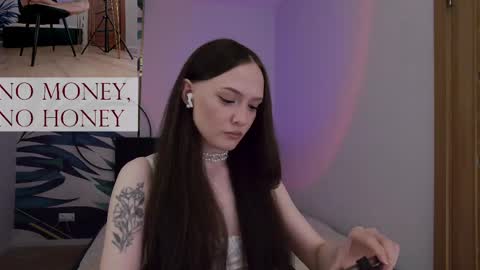 Snapshot of sirenaswhisper chatting on 13, 5, 2026 Goddess Sirena online show from 13, 5, 2026