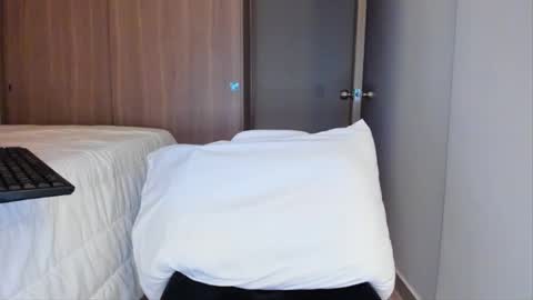 Call me papi online show from 24, 2, 2026