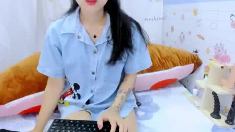 Snapshot of sisi_baby chatting on 22, 9, 2025 julila online show from 22, 9, 2025