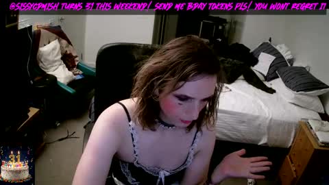 Snapshot of sissycdmish chatting on 12, 10, 2025 SissyCDMish online show from 12, 10, 2025